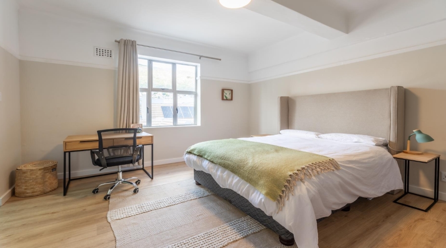 To Let 2 Bedroom Property for Rent in Sea Point Western Cape
